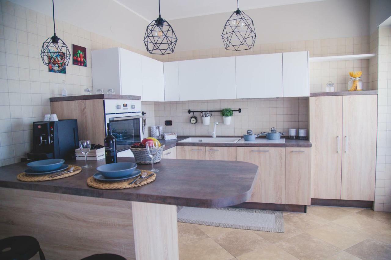 Evenal Apartment Монополи Экстерьер фото